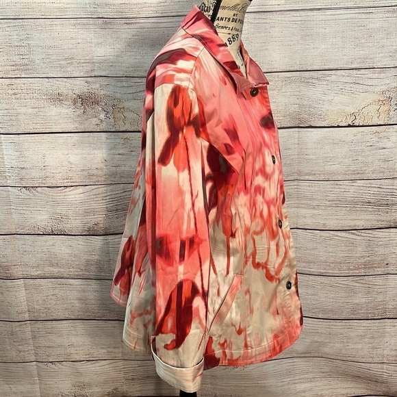 Chico’s Lightweight Jacket Swirls of Pink Pockets Size 3 XL Buttons Collar Cuffs - Picture 3 of 10